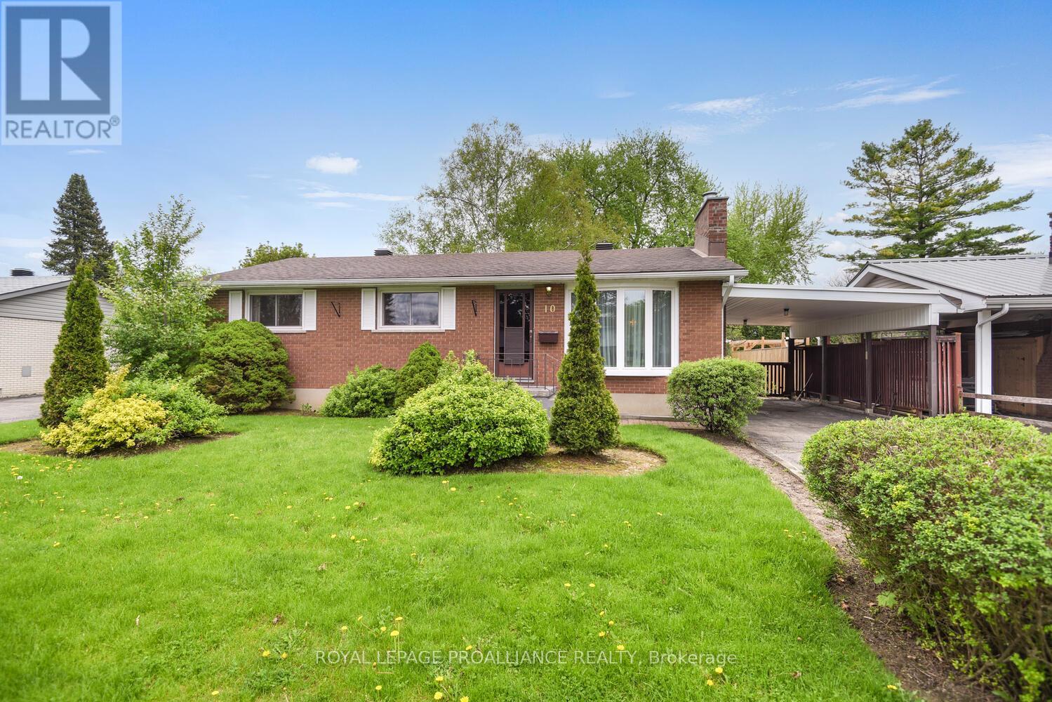 Property at 10 PEDEN BOULEVARD image 1