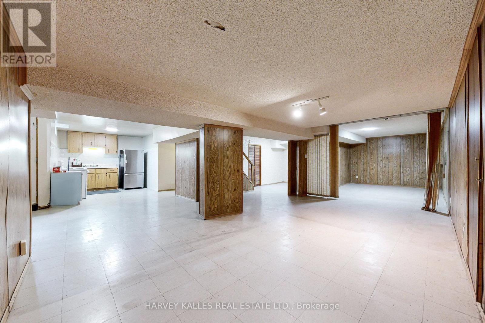 146 Anthony Lane, Vaughan, Ontario  L4K 3K7 - Photo 39 - N12152505