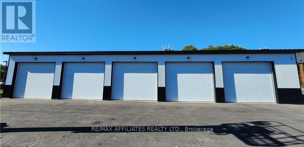 GARAGE - 26 FIRST STREET W, Cornwall, Ontario