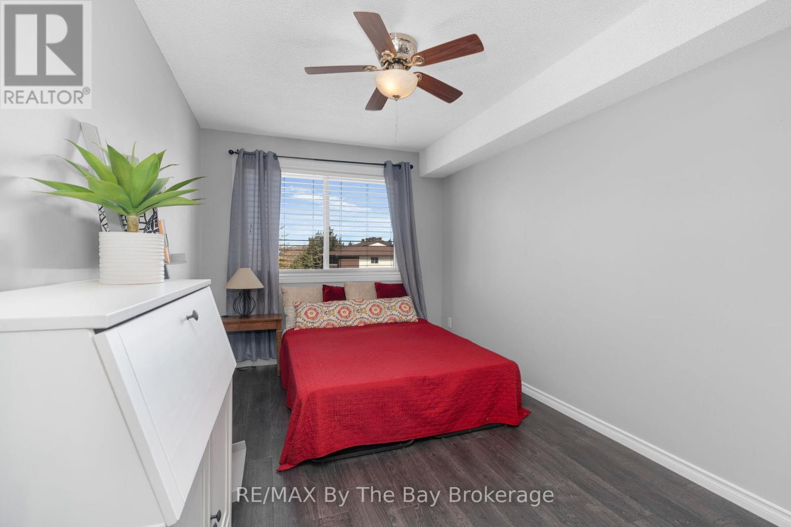 307 - 25 Meadow Lane, Barrie, Ontario  L4N 7K2 - Photo 18 - S12153163