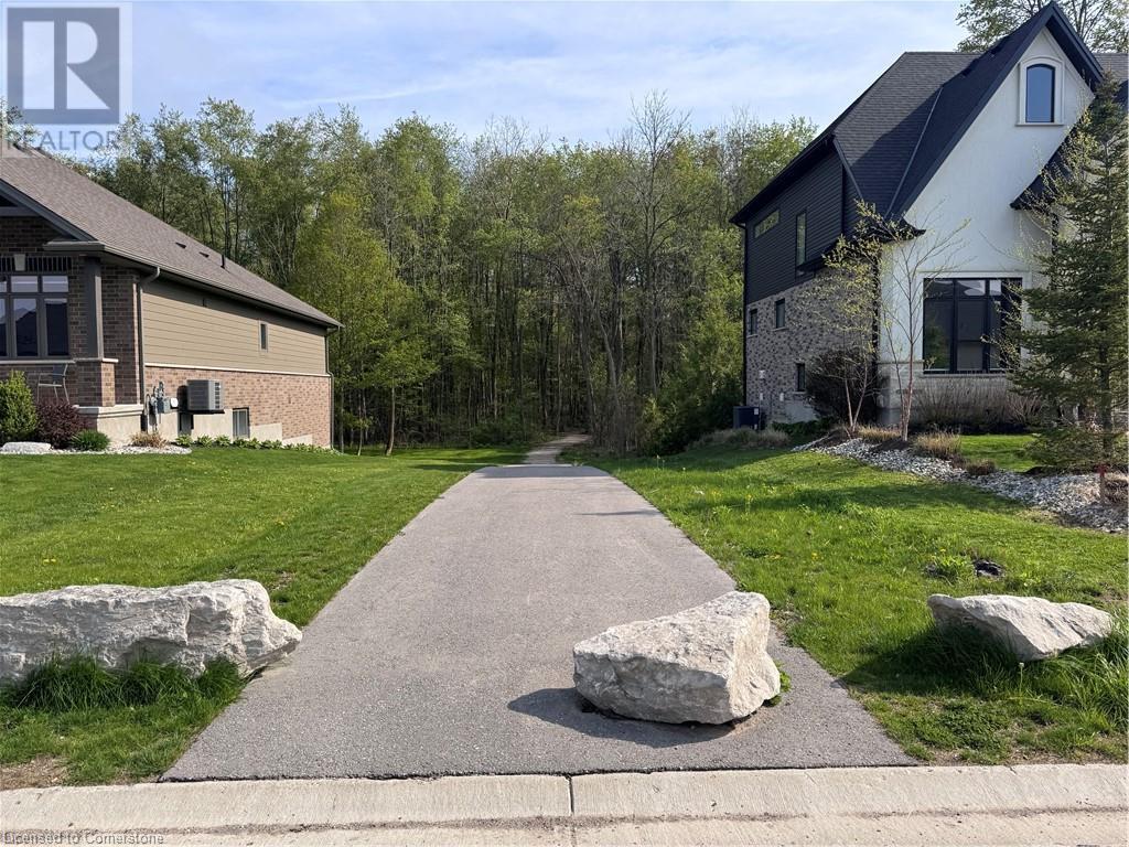 18 Kemp Crescent, Strathroy, Ontario  N7G 0G5 - Photo 12 - 40726494