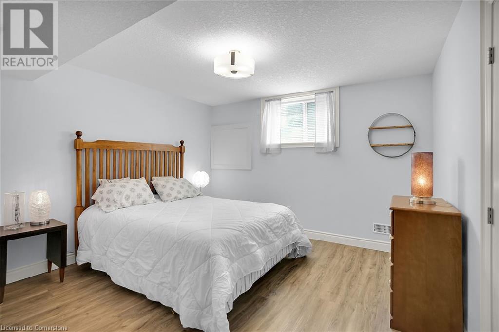 18 Kemp Crescent, Strathroy, Ontario  N7G 0G5 - Photo 44 - 40726494