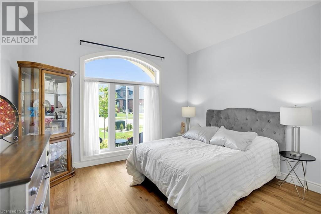 18 Kemp Crescent, Strathroy, Ontario  N7G 0G5 - Photo 15 - 40726494