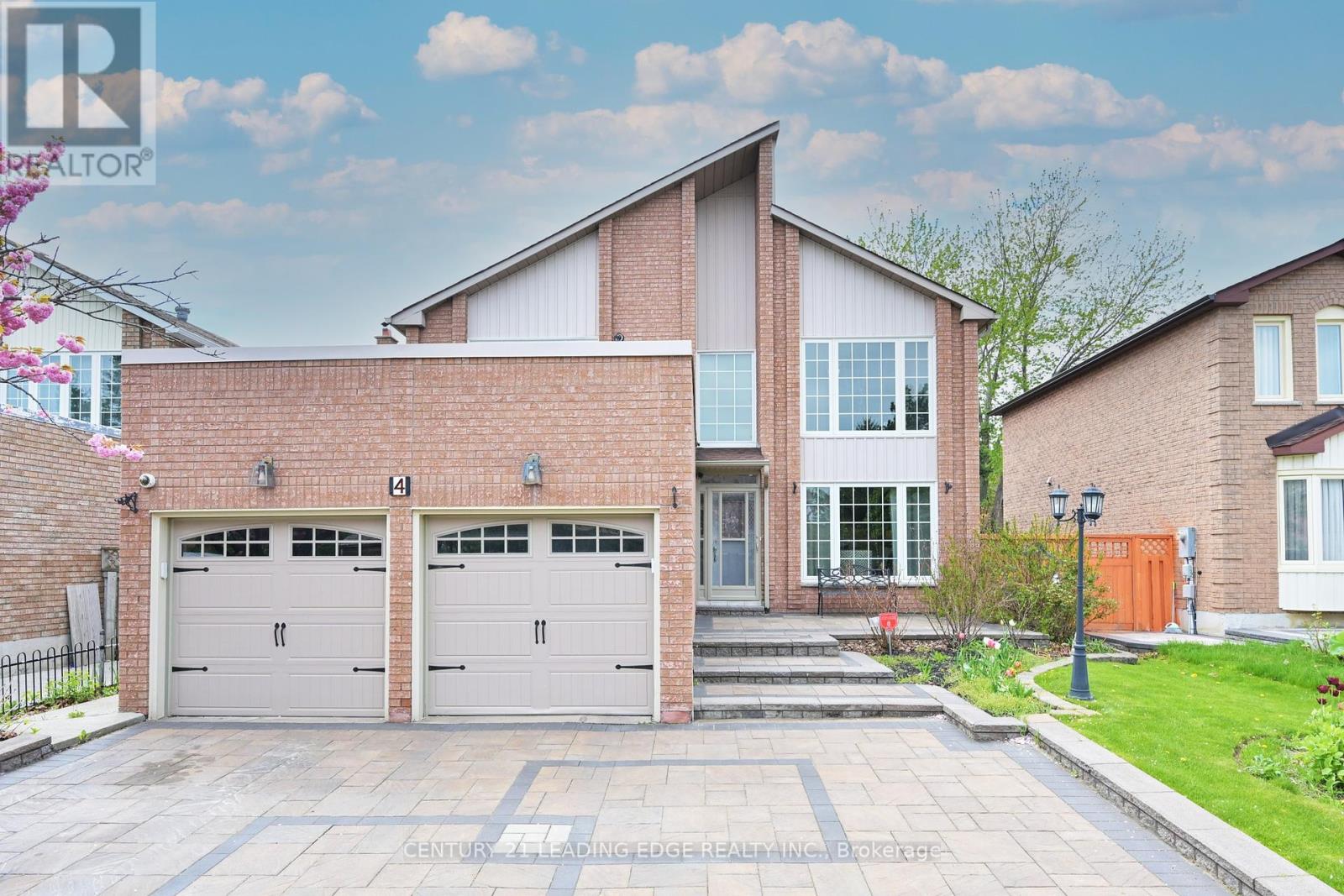 4 TOWNLEY AVENUE, Markham, Ontario