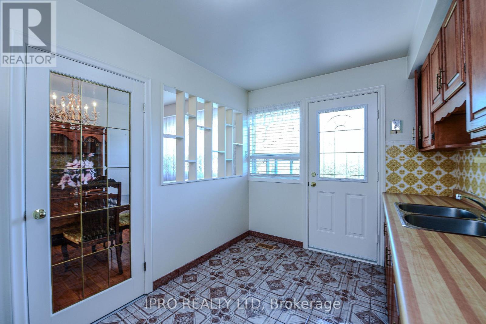 13 Morpeth Road, Brampton, Ontario  L6W 2Z3 - Photo 16 - W12149464