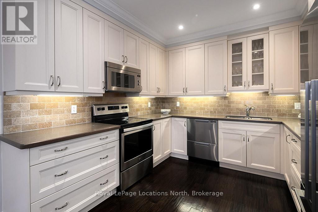203 - 25 Beaver Street S, Blue Mountains, Ontario  N0H 2P0 - Photo 10 - X12153171