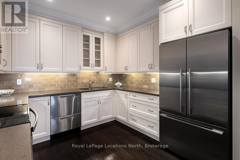 203 - 25 Beaver Street S, Blue Mountains, Ontario  N0H 2P0 - Photo 11 - X12153171