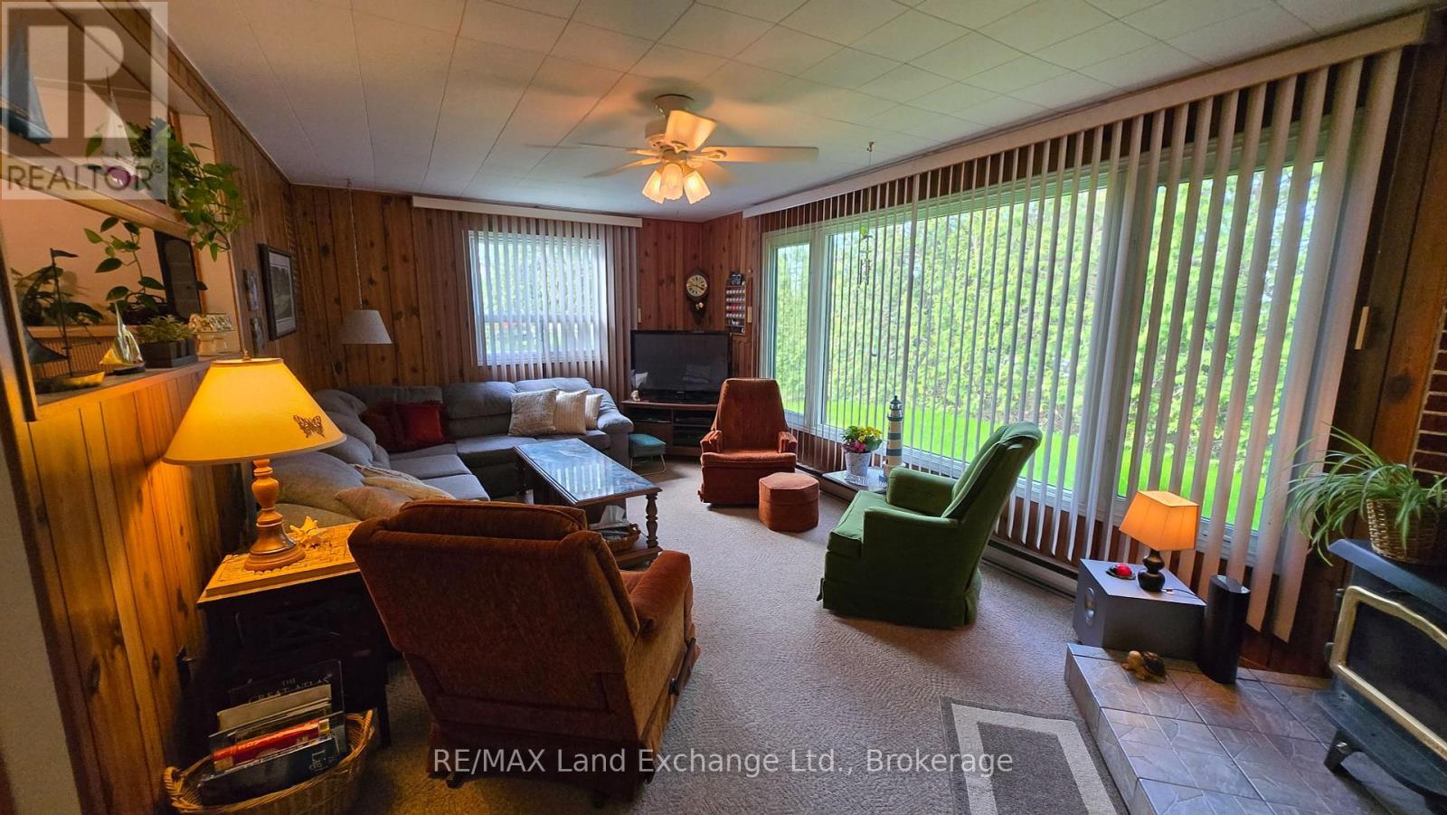 551 Attawandaron Road, Huron-Kinloss, Ontario  N2Z 2X3 - Photo 10 - X12153231