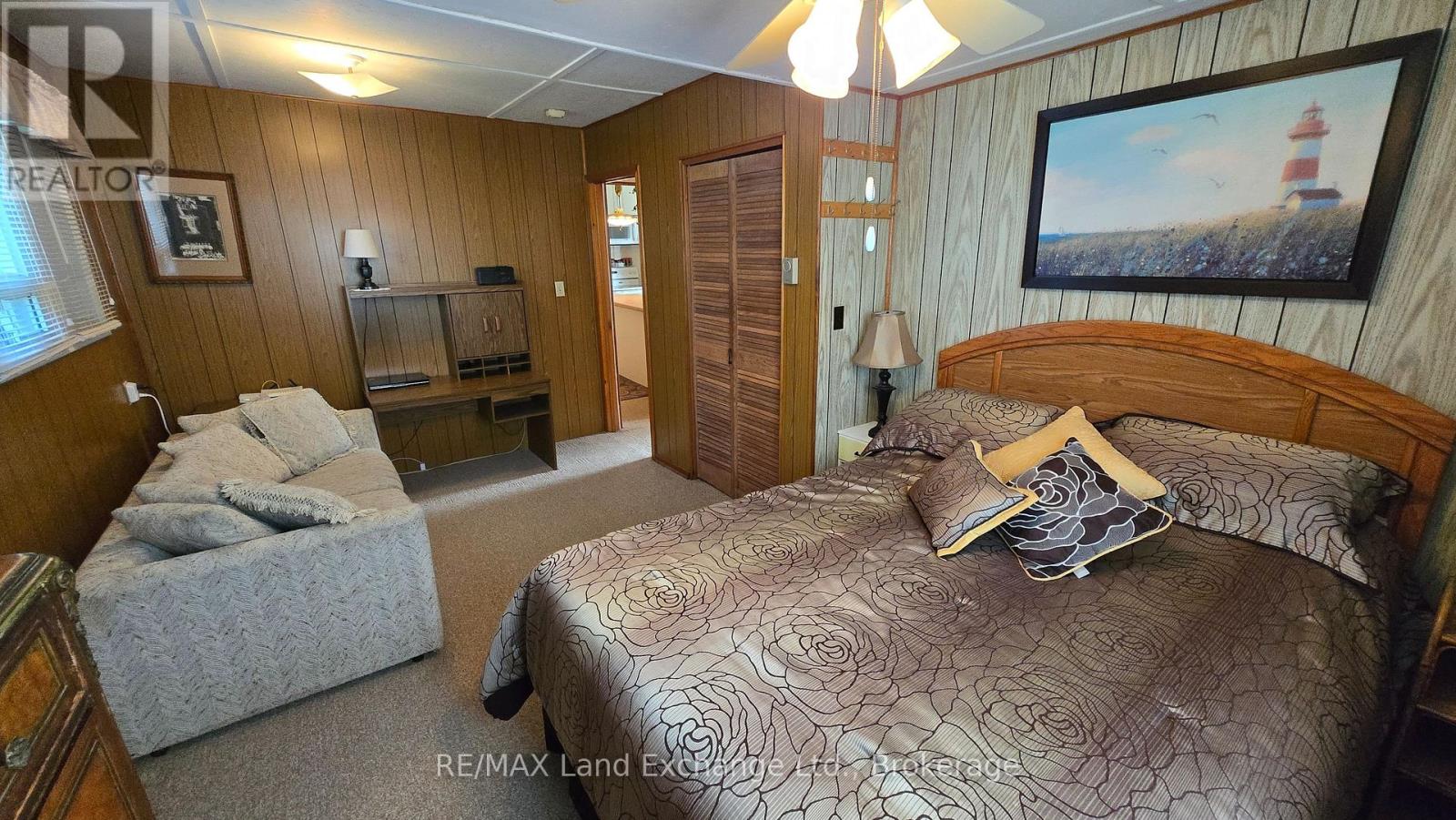 551 Attawandaron Road, Huron-Kinloss, Ontario  N2Z 2X3 - Photo 12 - X12153231