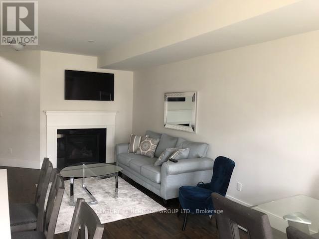189 Yellow Birch Crescent, Blue Mountains, Ontario  L9Y 0R4 - Photo 2 - X12147683