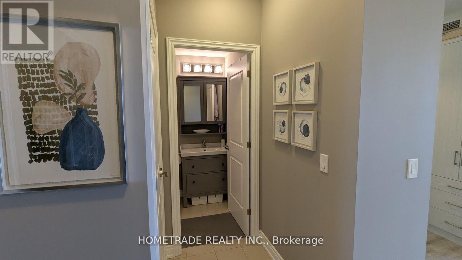 201b - 9090 Yonge Street, Richmond Hill, Ontario  L4C 0Z1 - Photo 6 - N12124377