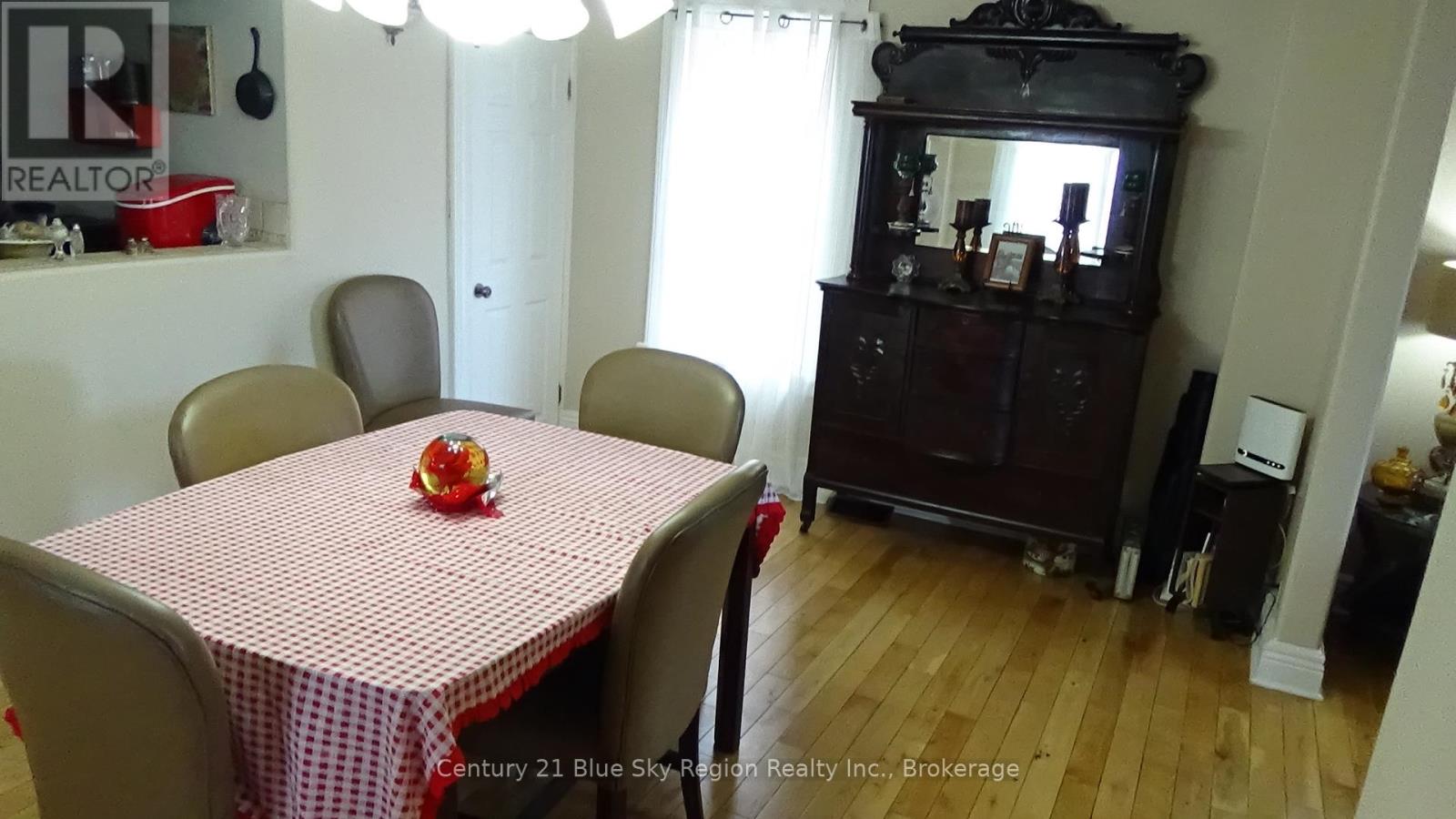 176 Church Street, West Nipissing, Ontario  P2B 1H5 - Photo 12 - X12153219
