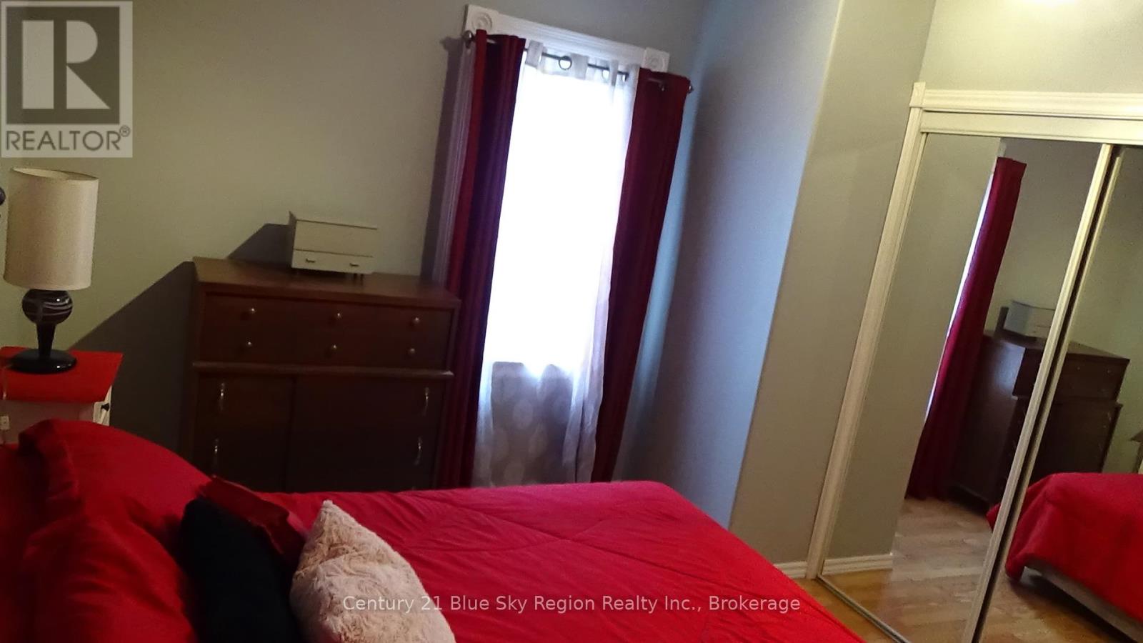176 Church Street, West Nipissing, Ontario  P2B 1H5 - Photo 25 - X12153219