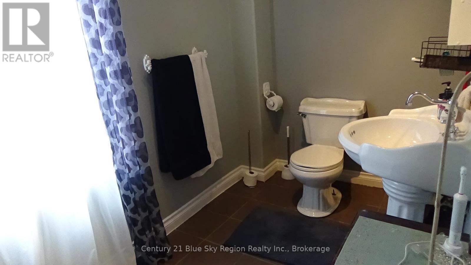 176 Church Street, West Nipissing, Ontario  P2B 1H5 - Photo 27 - X12153219