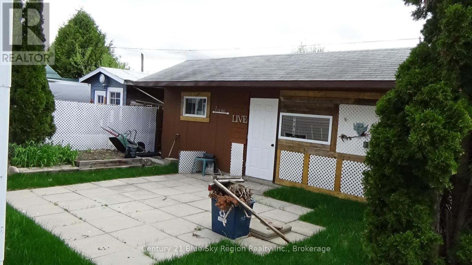 176 Church Street, West Nipissing, Ontario  P2B 1H5 - Photo 39 - X12153219