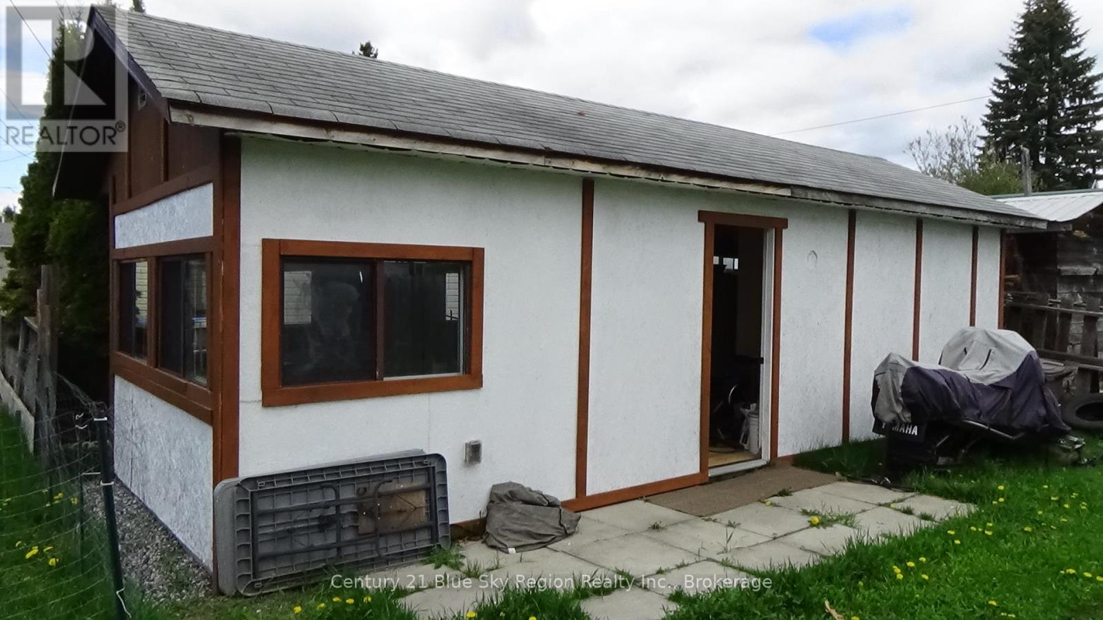 176 Church Street, West Nipissing, Ontario  P2B 1H5 - Photo 44 - X12153219