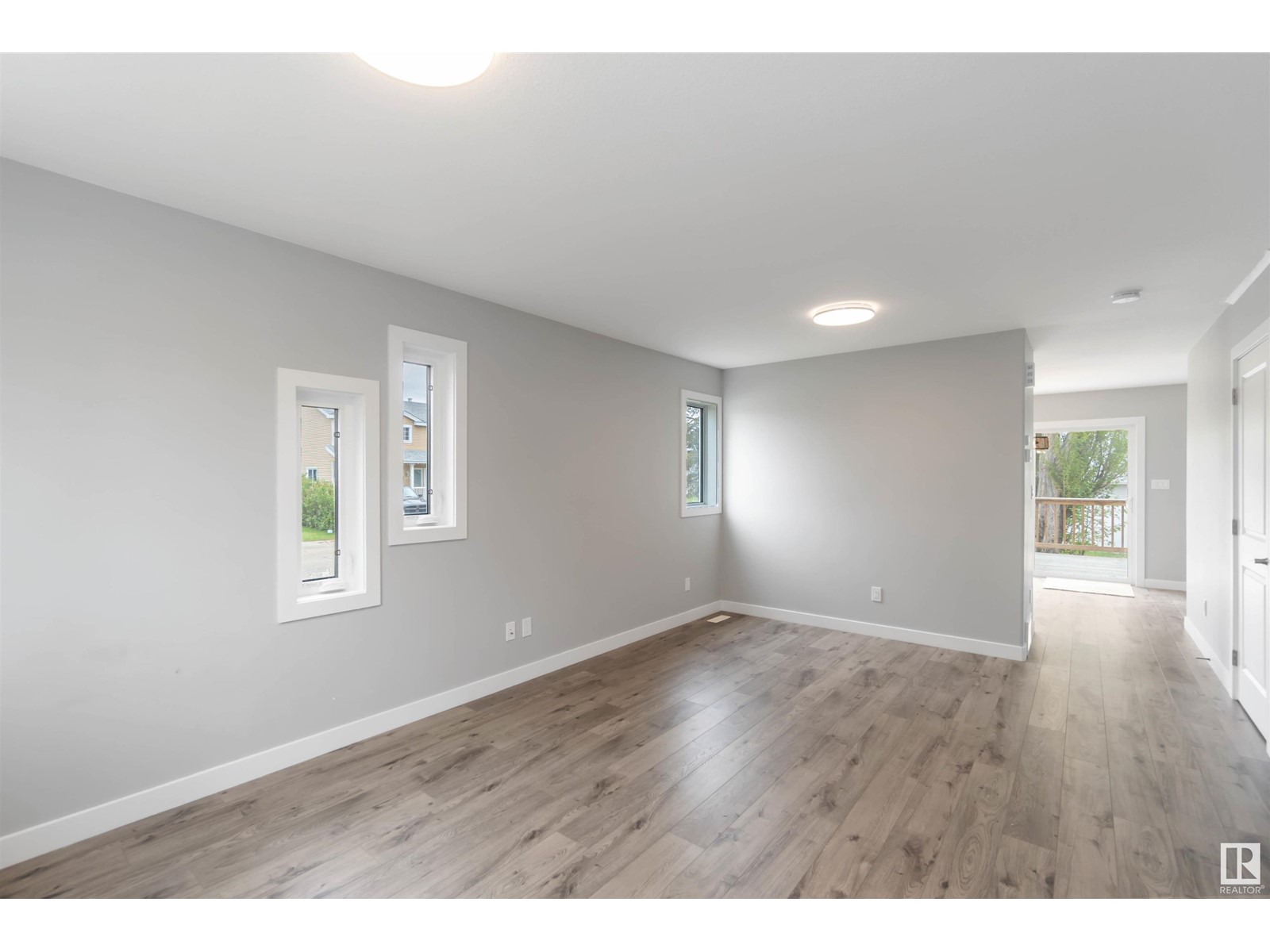 Property at 2 ST. ANDREWS AV image 5