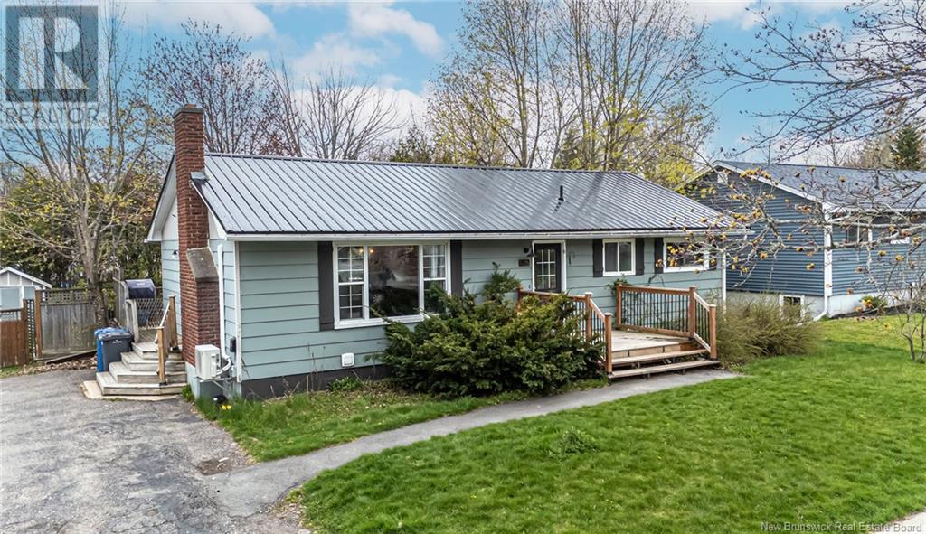 Property at 62 Southampton Drive image 1