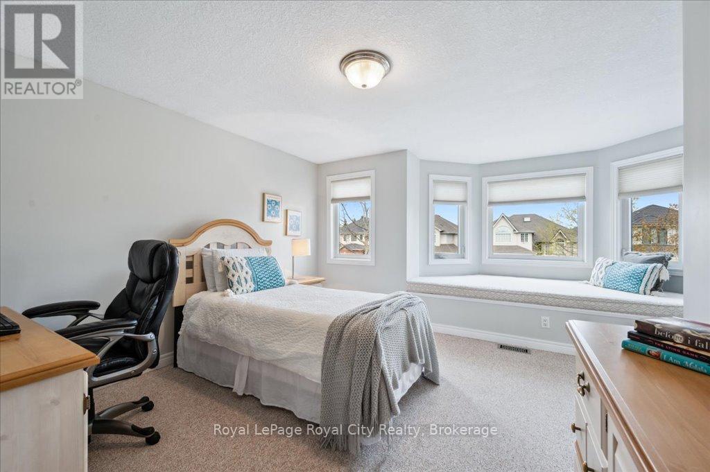 67 Grey Oak Drive, Guelph, Ontario  N1L 1R2 - Photo 24 - X12151859