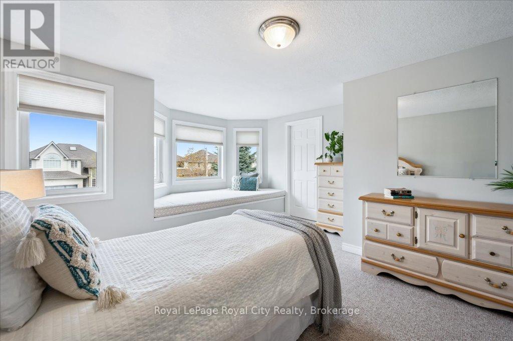 67 Grey Oak Drive, Guelph, Ontario  N1L 1R2 - Photo 25 - X12151859