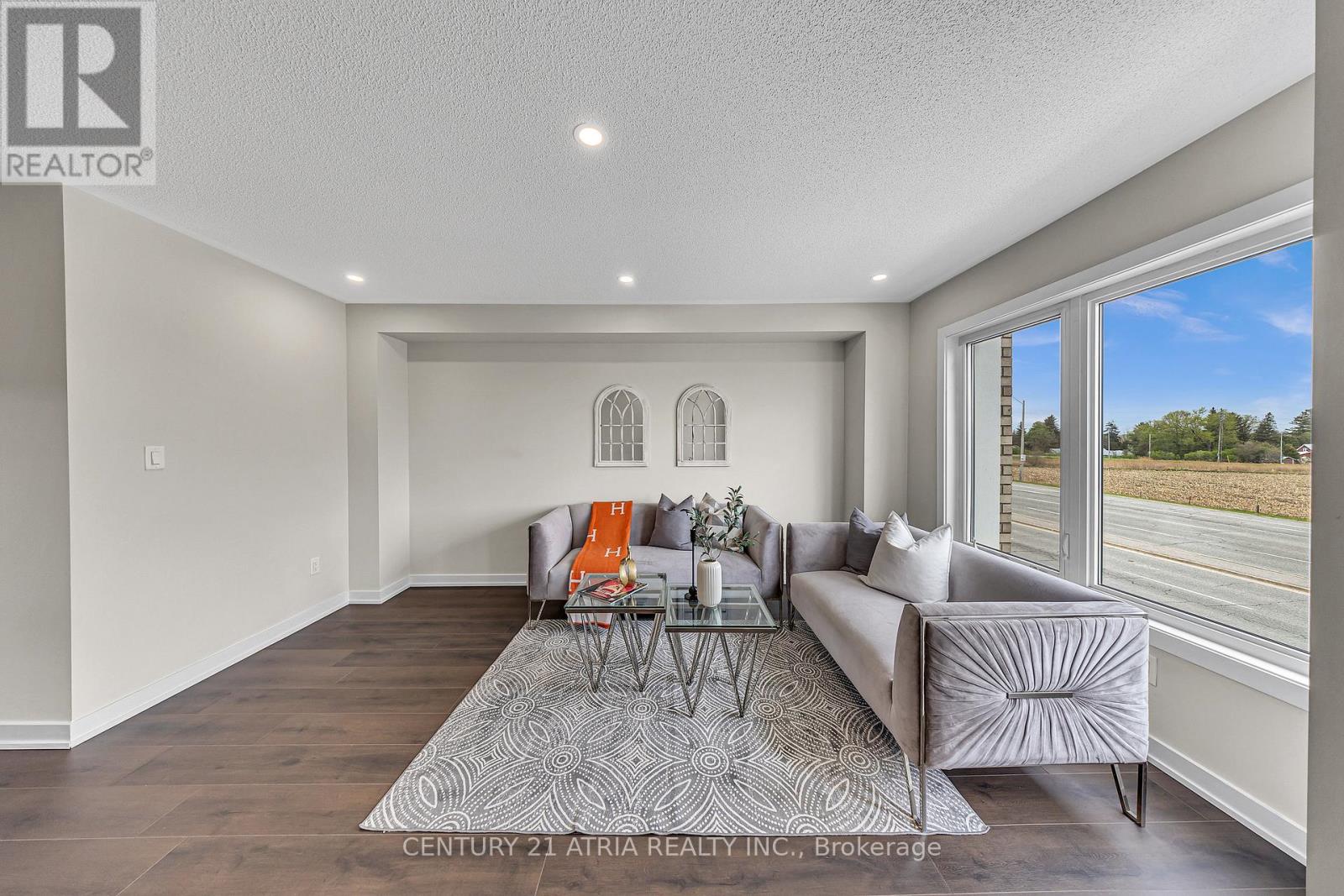 2216 Donald Cousens Parkway, Markham, Ontario  L0H 1J0 - Photo 18 - N12152506