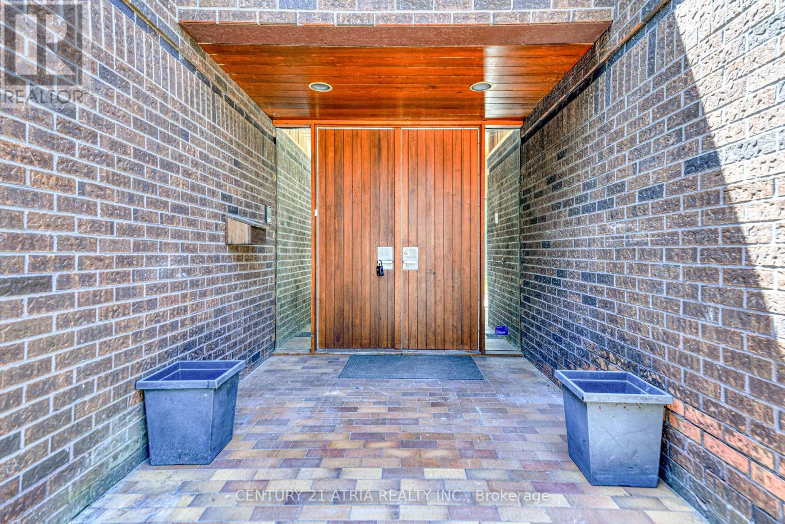 115 Northdale Road, Toronto (St. Andrew-Windfields), Ontario  M2L 2M3 - Photo 28 - C12152480
