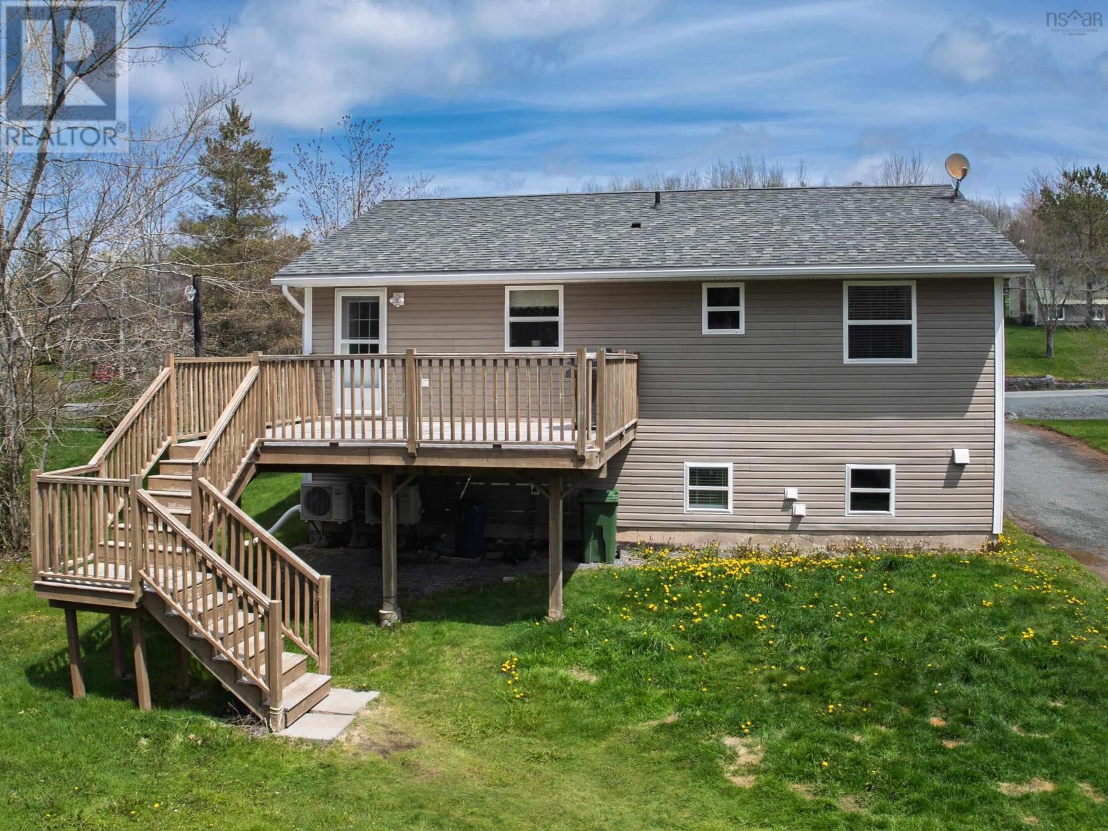 Property at 10 Robert Scott Drive image 2