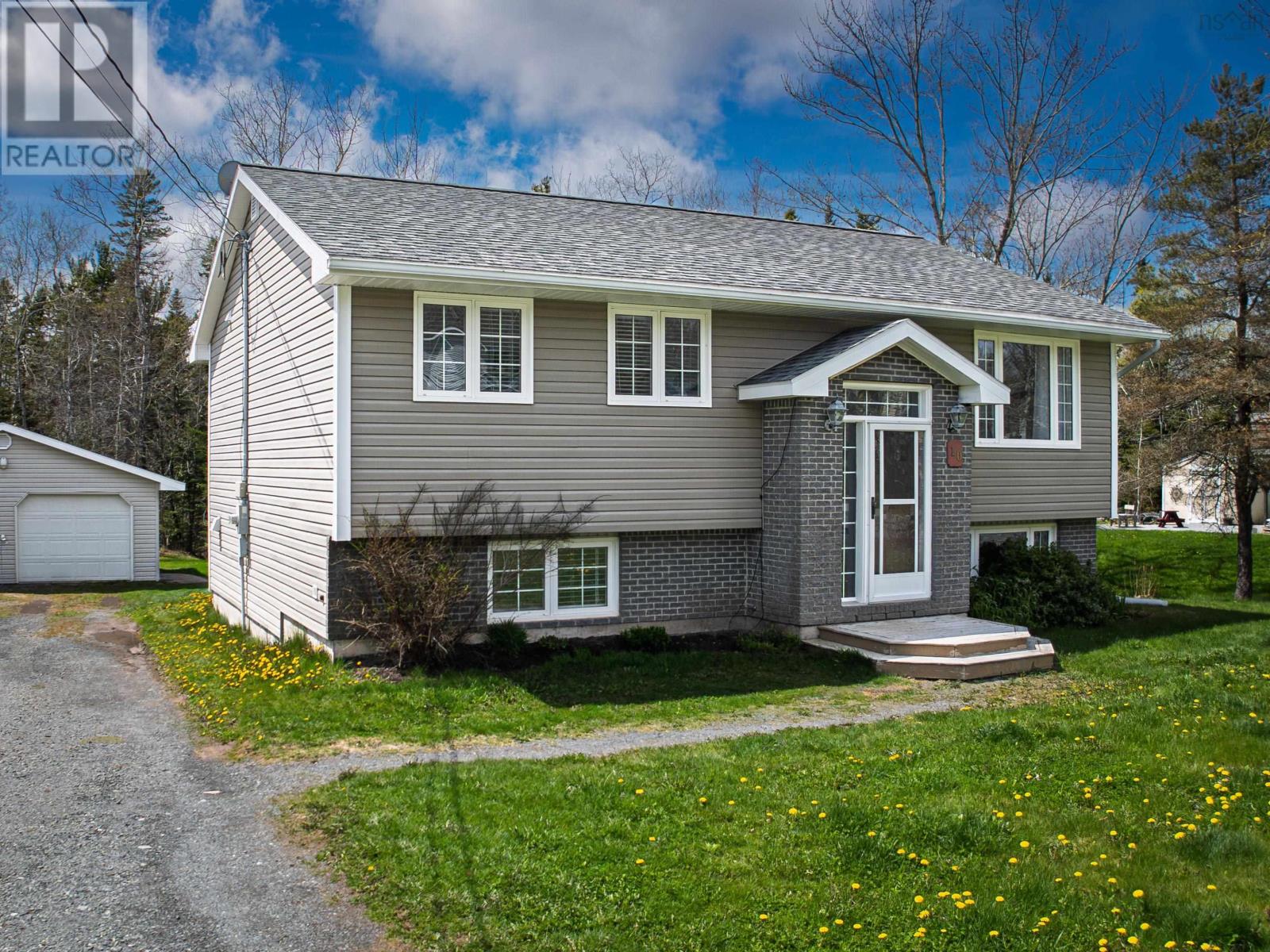Property at 10 Robert Scott Drive image 1