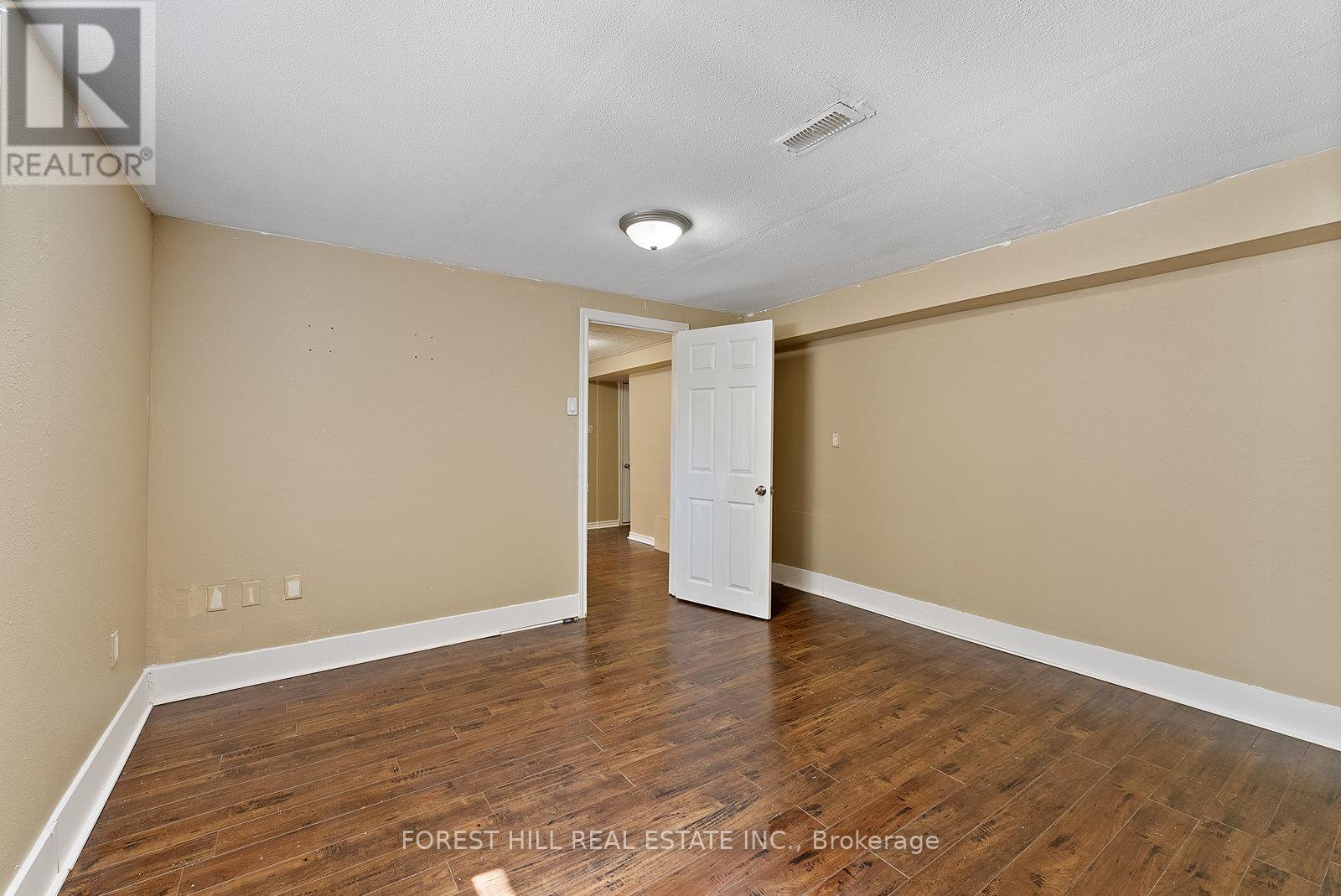 47 Kingsmere Crescent, Brampton (Northwood Park), Ontario  L6X 1Z5 - Photo 36 - W12142545