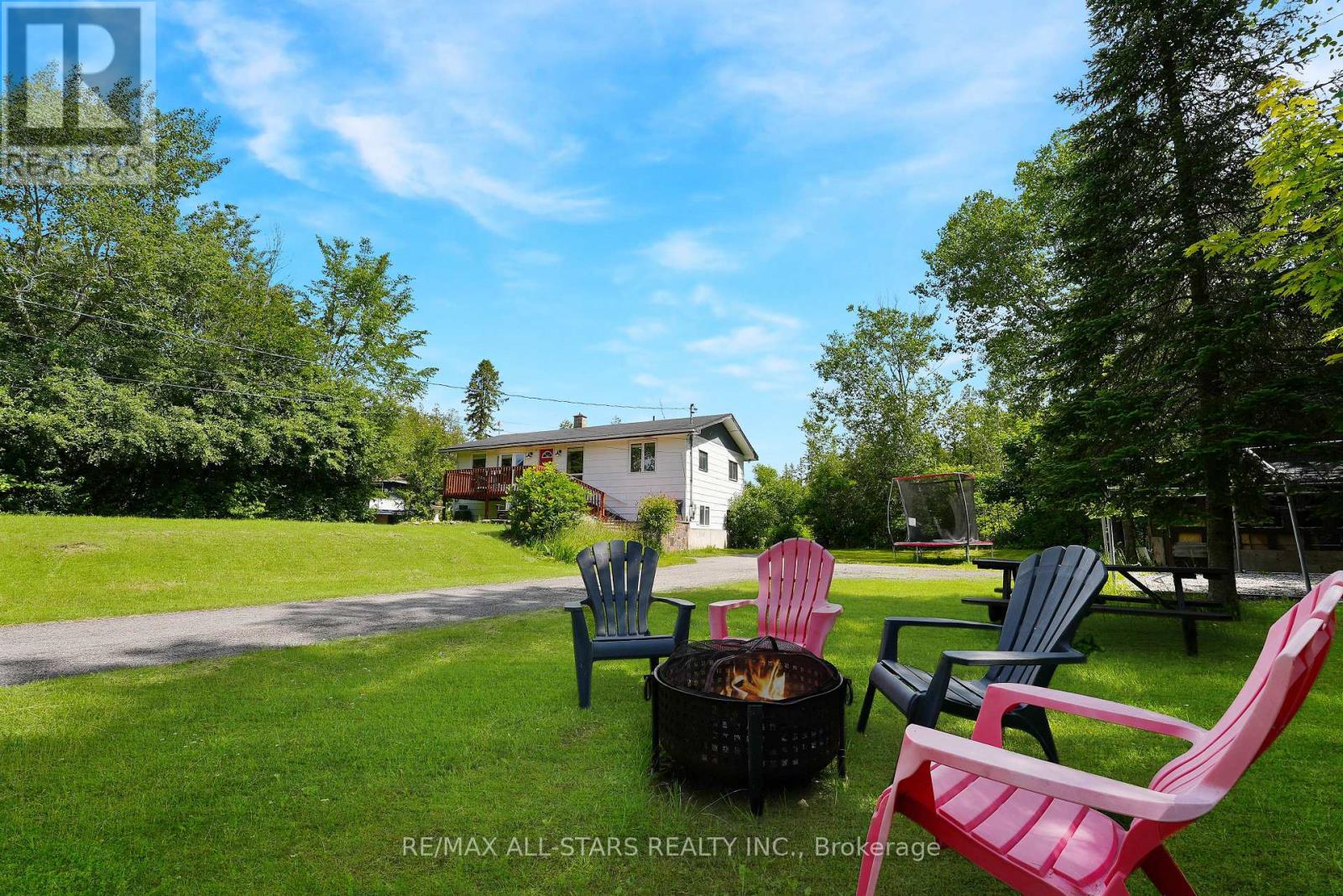 Property at 43 STURGEON GLEN ROAD image 1