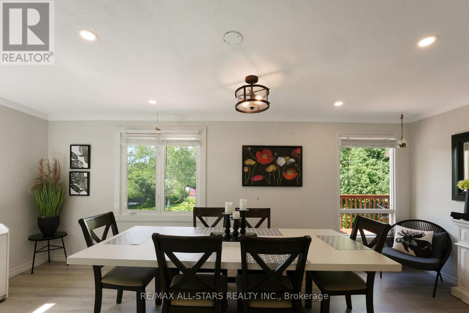 43 Sturgeon Glen Road, Kawartha Lakes, Ontario  K0M 1N0 - Photo 13 - X12153260