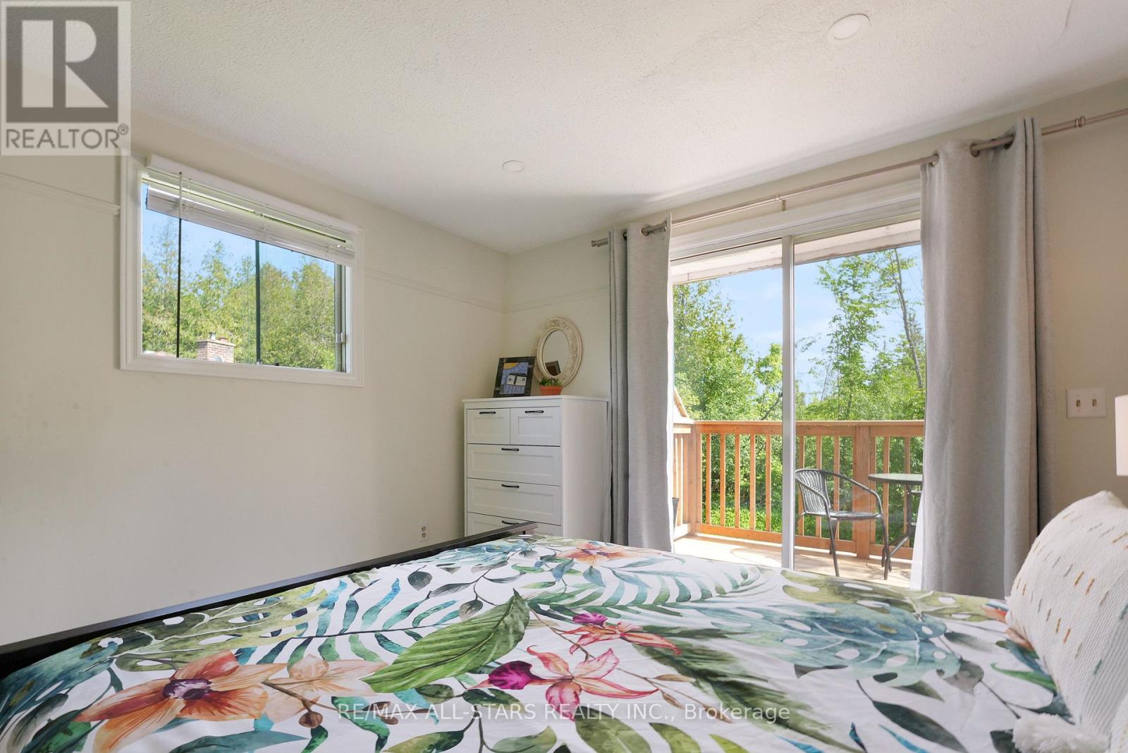 43 Sturgeon Glen Road, Kawartha Lakes, Ontario  K0M 1N0 - Photo 23 - X12153260