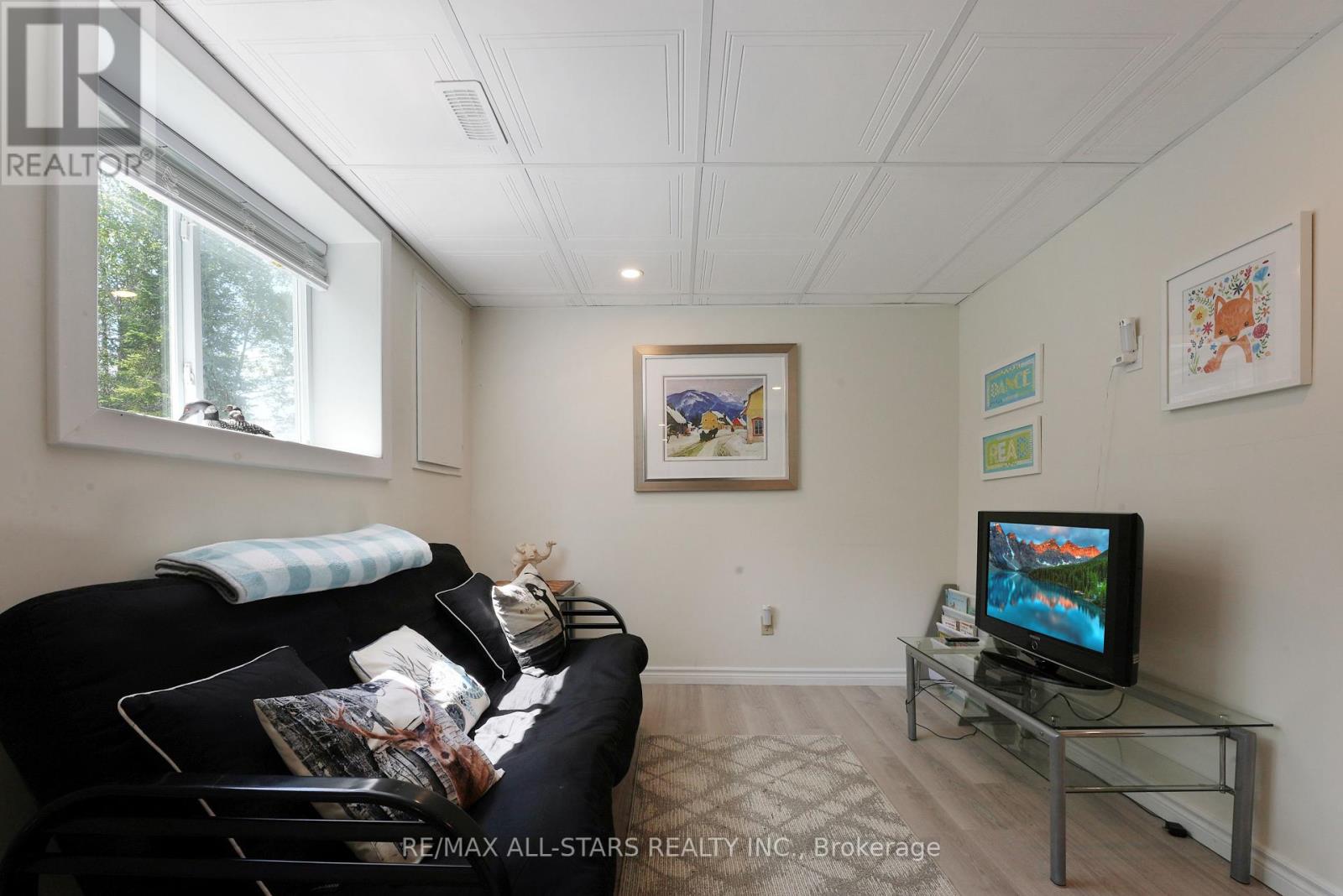 43 Sturgeon Glen Road, Kawartha Lakes, Ontario  K0M 1N0 - Photo 25 - X12153260