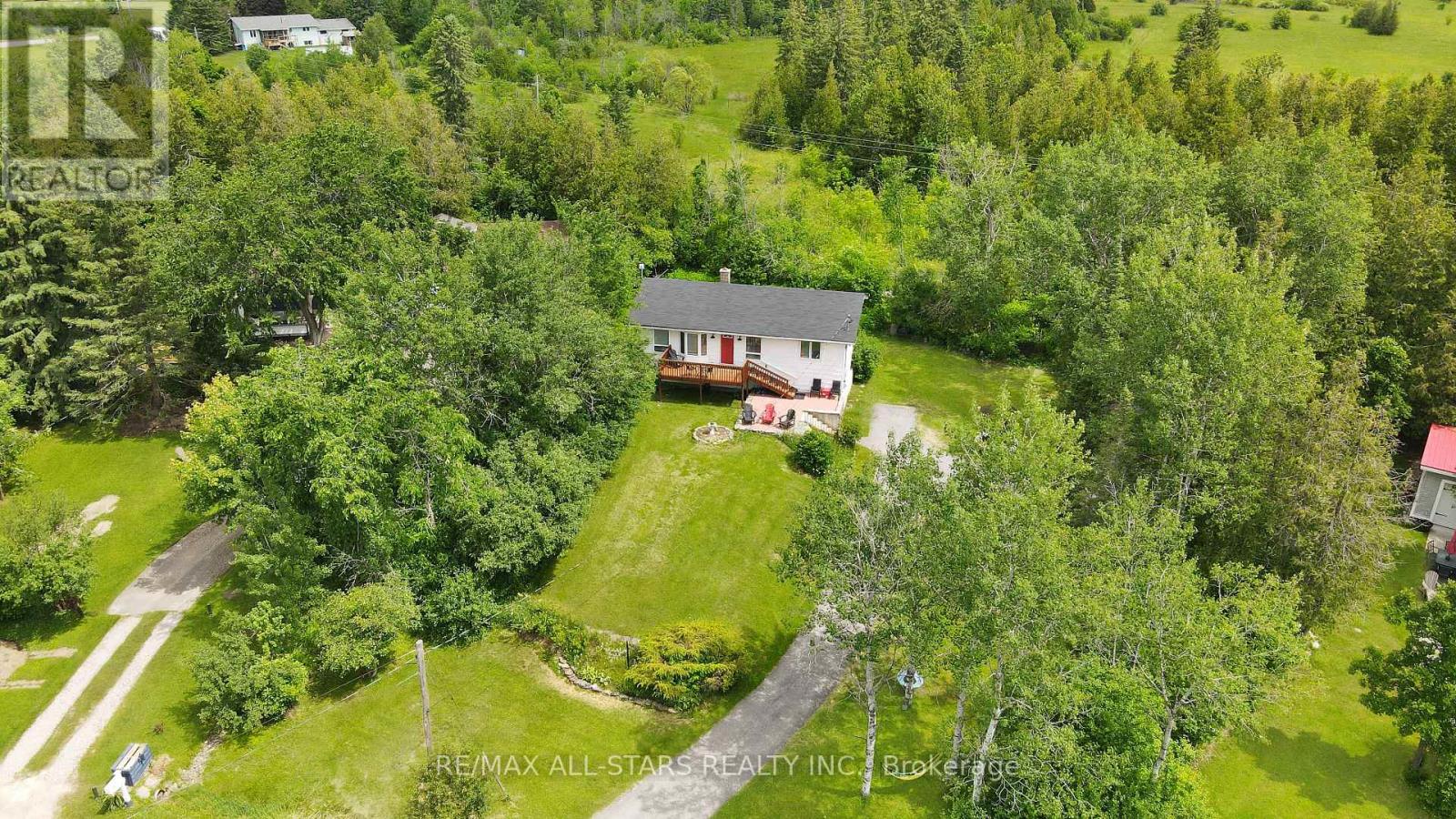 43 Sturgeon Glen Road, Kawartha Lakes, Ontario  K0M 1N0 - Photo 6 - X12153260