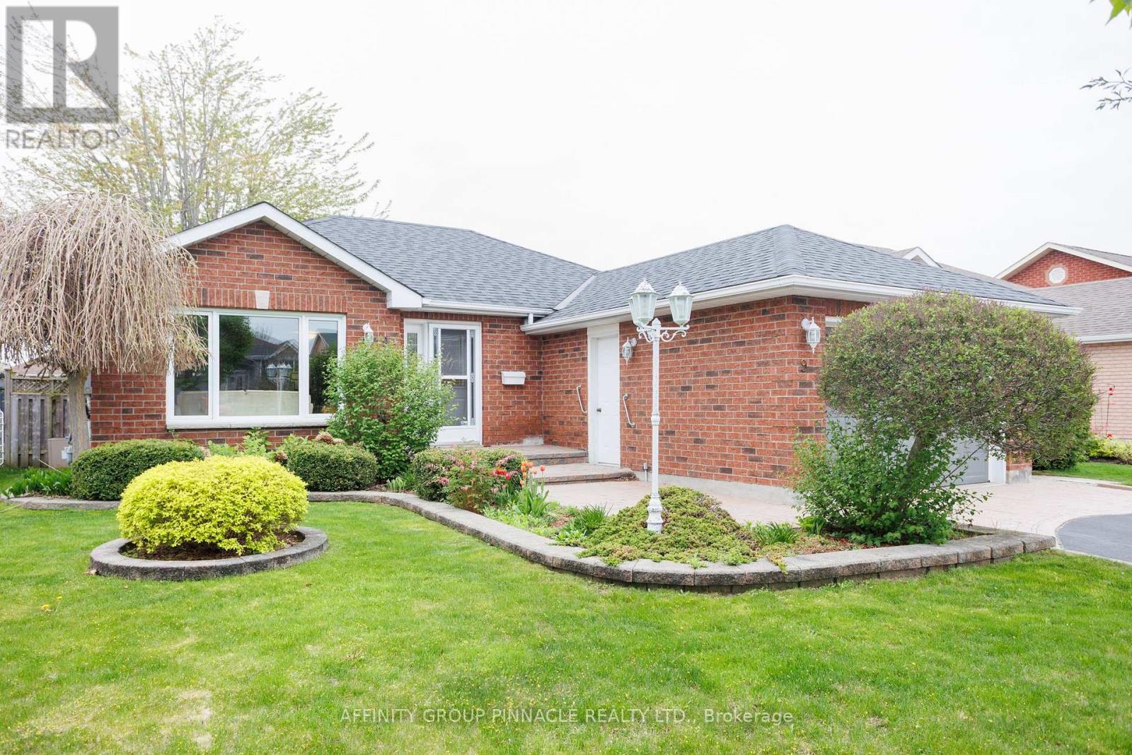 9 Dormer Road, Kawartha Lakes, Ontario  K9V 6H8 - Photo 4 - X12153402