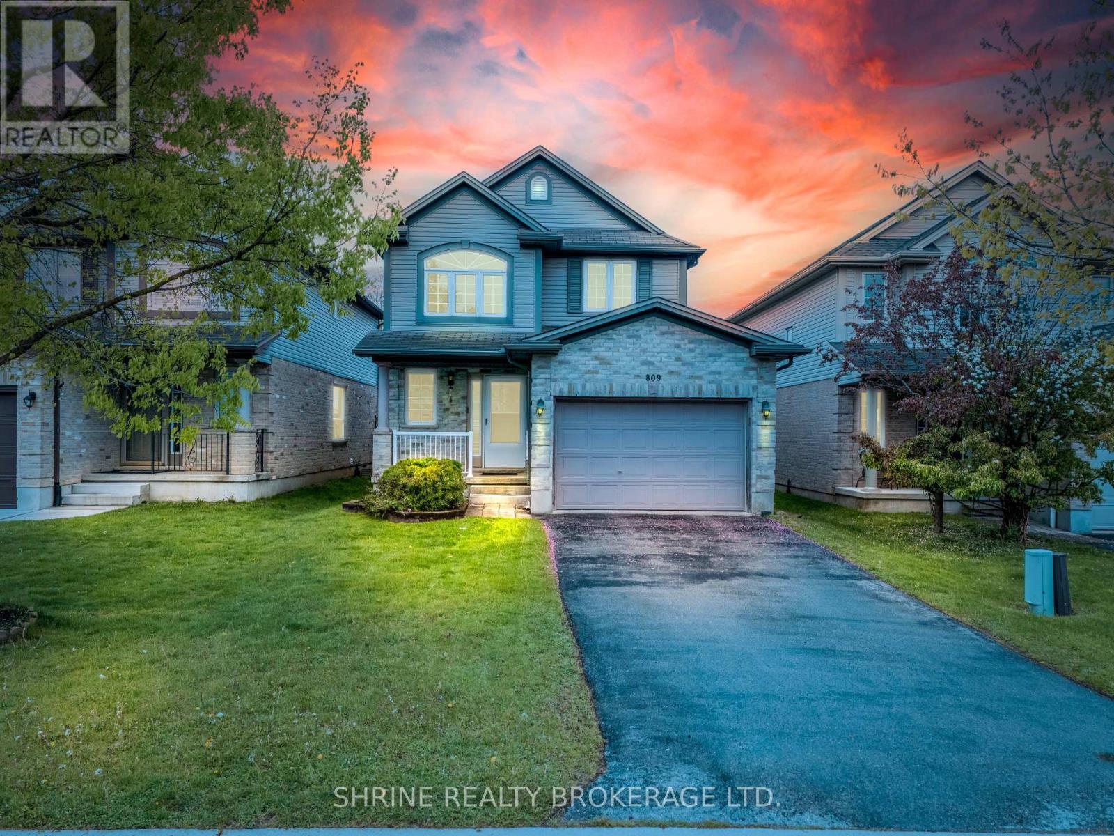 809 Queensborough Crescent, London North, Ontario  N6G 5K2 - Photo 42 - X12153467