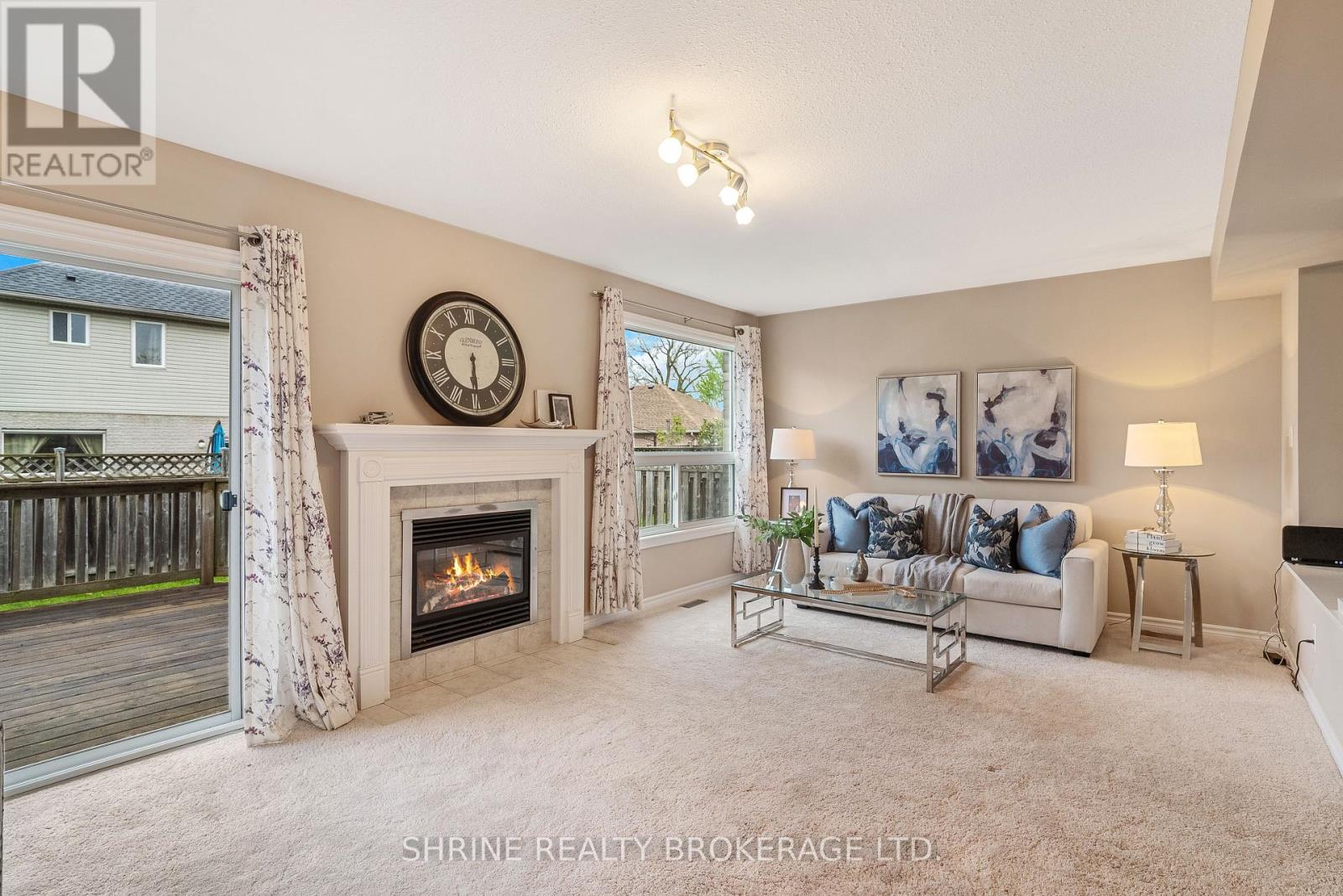 809 Queensborough Crescent, London North, Ontario  N6G 5K2 - Photo 9 - X12153467