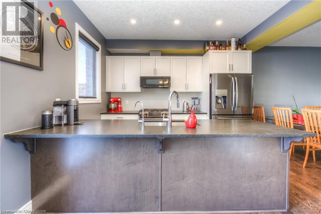 110 Loxleigh Lane, Breslau, Ontario  N0B 1M0 - Photo 13 - 40729429