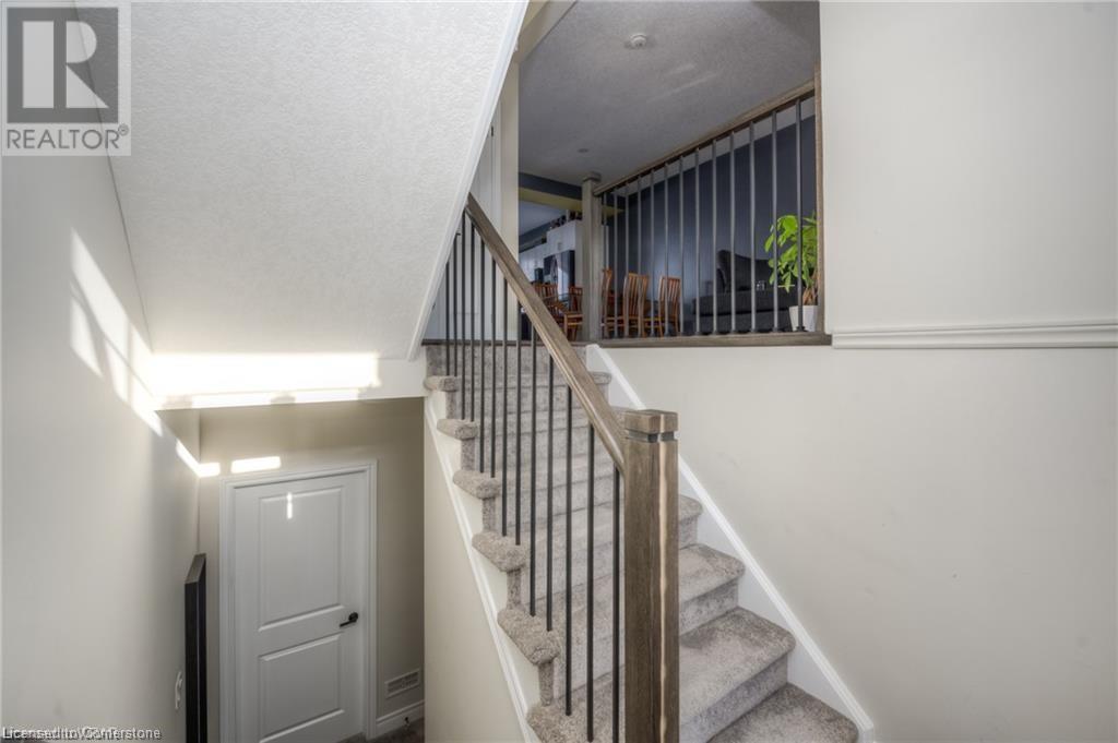 110 Loxleigh Lane, Breslau, Ontario  N0B 1M0 - Photo 30 - 40729429