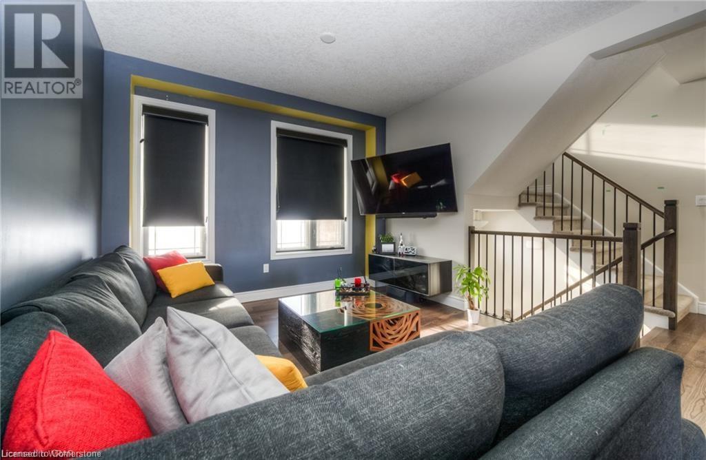 Property at 110 LOXLEIGH Lane image 5