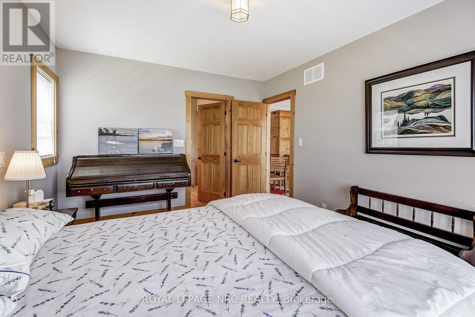 10849 Lakeshore Road W, Wainfleet, Ontario  L3K 5V4 - Photo 16 - X12153343