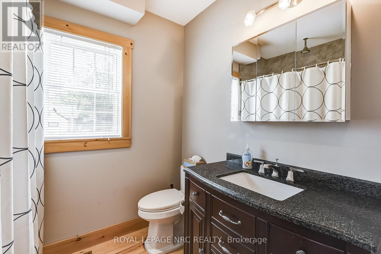 10849 Lakeshore Road W, Wainfleet, Ontario  L3K 5V4 - Photo 17 - X12153343