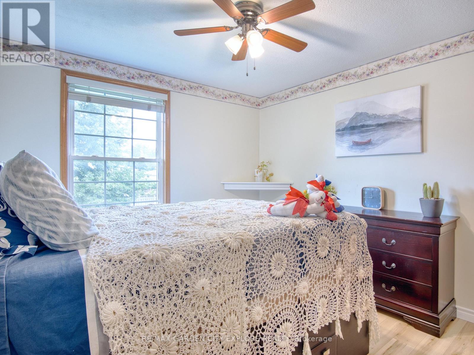 8 Bolger Drive, St. Catharines (Lakeport), Ontario  L2N 7L4 - Photo 36 - X12153371