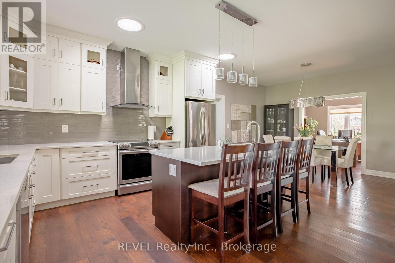 7 Parklane Crescent, St. Catharines, Ontario  L2T 3T9 - Photo 11 - X12153408