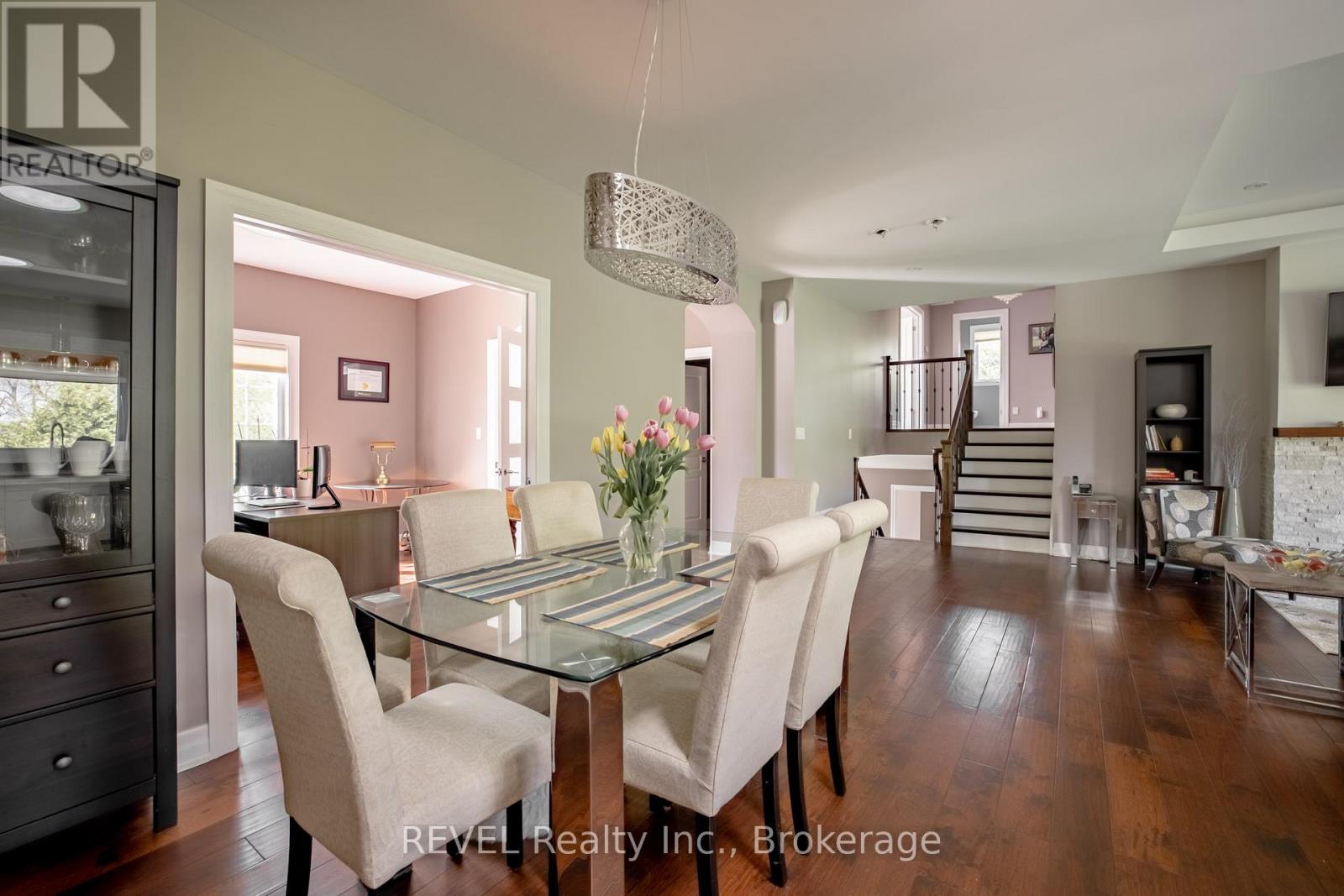 7 Parklane Crescent, St. Catharines, Ontario  L2T 3T9 - Photo 13 - X12153408