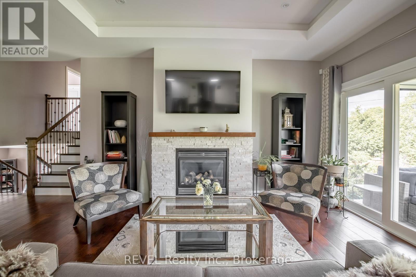 7 Parklane Crescent, St. Catharines, Ontario  L2T 3T9 - Photo 15 - X12153408