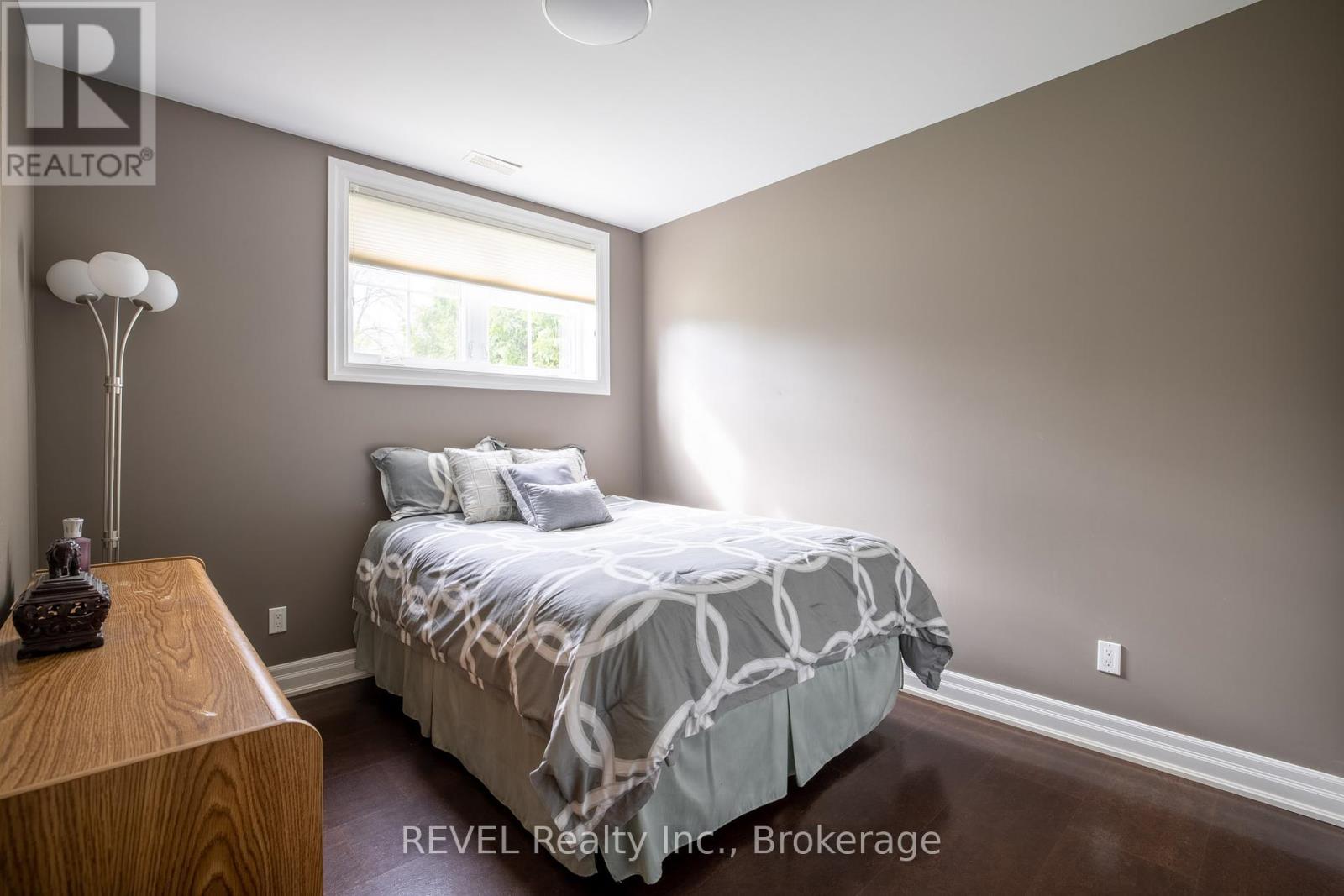 7 Parklane Crescent, St. Catharines, Ontario  L2T 3T9 - Photo 26 - X12153408