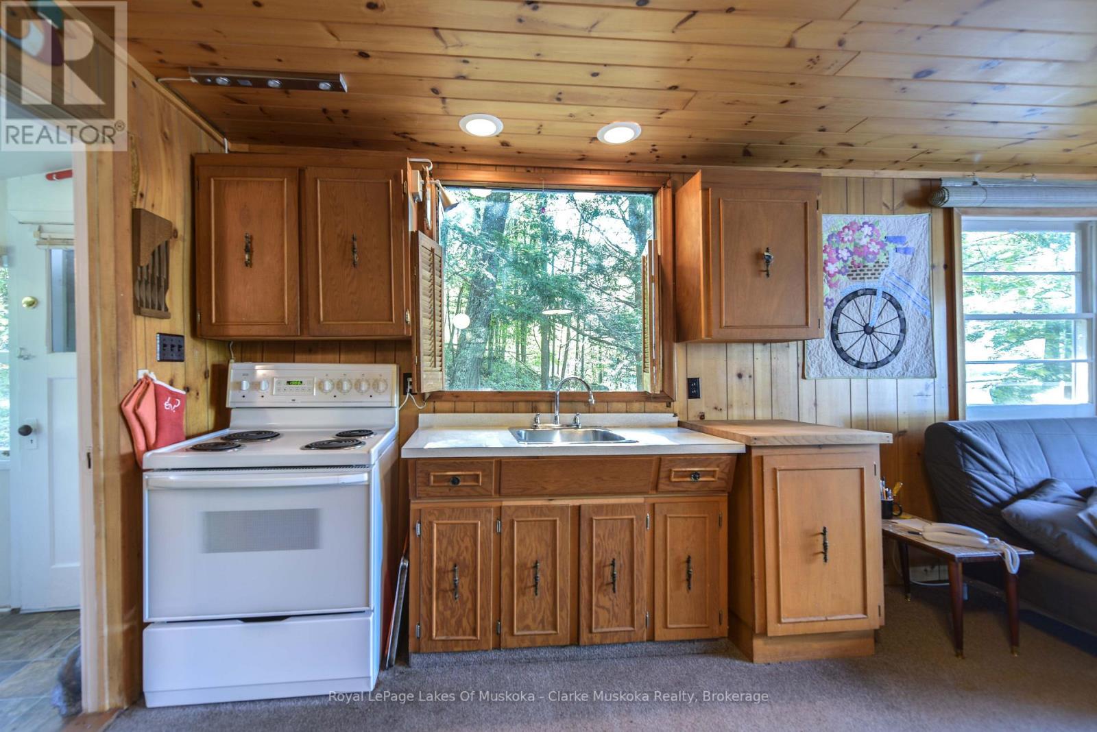 Property at 2910 MACLEAN LK N S ROAD image 4