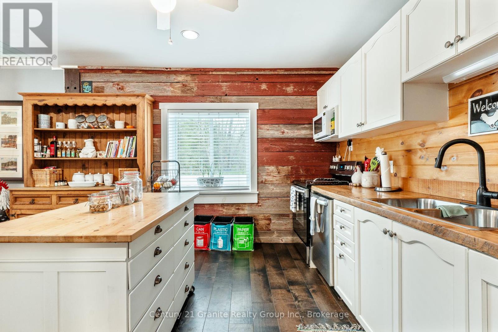 1736 Kirkfield Road, Kawartha Lakes (Kirkfield), Ontario  K0M 2B0 - Photo 11 - X12153336