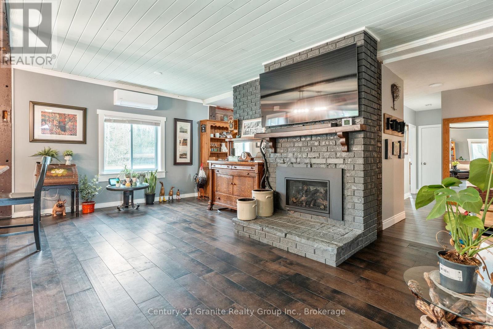 1736 Kirkfield Road, Kawartha Lakes (Kirkfield), Ontario  K0M 2B0 - Photo 8 - X12153336